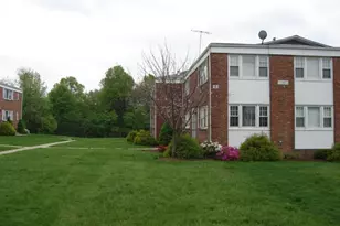 6 Columbia Dr, Bridgewater, NJ 08807 - Photo 2