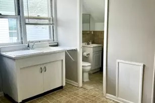 258 E 22nd St, Paterson, NJ 07514 - Photo 14