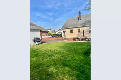 258 E 22nd St, Paterson, NJ 07514 - Photo 30