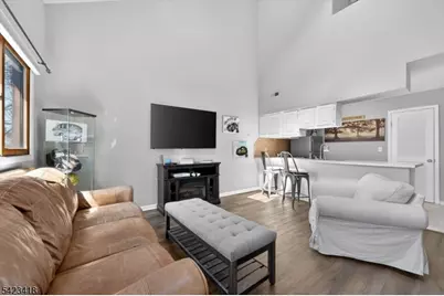 1 Red Lodge Dr. Unit #6, Vernon, NJ 07462 - Photo 4