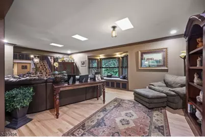 72 Fox Chase Ct, Freehold Township, NJ 07728 - Photo 10