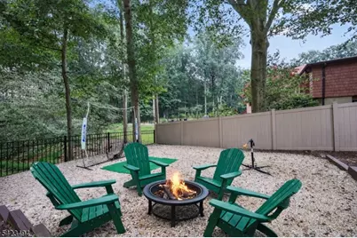 72 Fox Chase Ct, Freehold Township, NJ 07728 - Photo 48