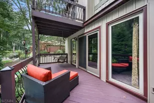 72 Fox Chase Ct, Freehold Township, NJ 07728 - Photo 42