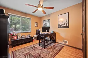 72 Fox Chase Ct, Freehold Township, NJ 07728 - Photo 24