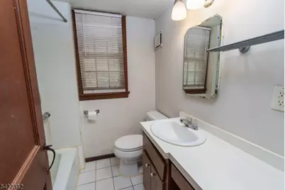 48 Lakeside Trl, Kinnelon, NJ 07405 - Photo 16