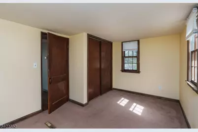 48 Lakeside Trl, Kinnelon, NJ 07405 - Photo 18