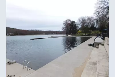 48 Lakeside Trl, Kinnelon, NJ 07405 - Photo 36