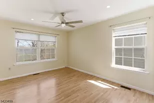 62 Magellan Way, Franklin Township, NJ 08823 - Photo 14