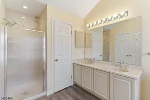 62 Magellan Way, Franklin Township, NJ 08823 - Photo 10