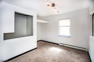 1130 Valley Rd, Wayne, NJ 07470 - Photo 10