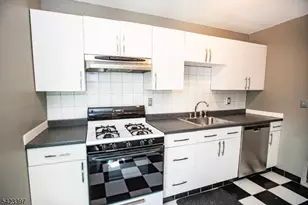 1130 Valley Rd, Wayne, NJ 07470 - Photo 16