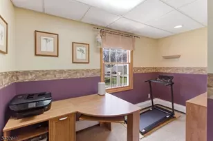 8 Woodlot Rd, Wayne, NJ 07470 - Photo 6