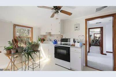 67 Madison St, Long Hill Township, NJ 07933 - Photo 16