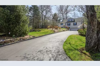 67 Madison St, Long Hill Township, NJ 07933 - Photo 2