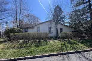 63 Reynolds Ave, Hanover Township, NJ 07981 - Photo 2