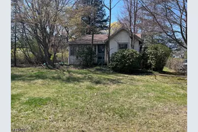 63 Reynolds Ave, Hanover Township, NJ 07981 - Photo 6