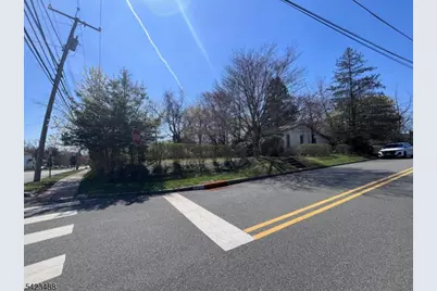 63 Reynolds Ave, Hanover Township, NJ 07981 - Photo 4