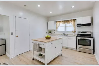1132 W 3rd St, Plainfield, NJ 07063 - Photo 12