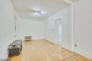 1132 W 3rd St, Plainfield, NJ 07063 - Photo 8