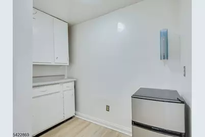 1132 W 3rd St, Plainfield, NJ 07063 - Photo 16