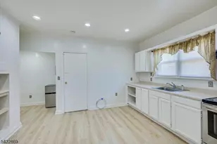 1132 W 3rd St, Plainfield, NJ 07063 - Photo 14