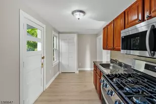 330 Chambers St, Phillipsburg, NJ 08865 - Photo 14