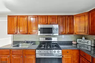 330 Chambers St, Phillipsburg, NJ 08865 - Photo 14