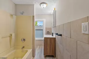 330 Chambers St, Phillipsburg, NJ 08865 - Photo 16