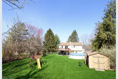 35 Mary Ann Rd, Jefferson Township, NJ 07438 - Photo 16