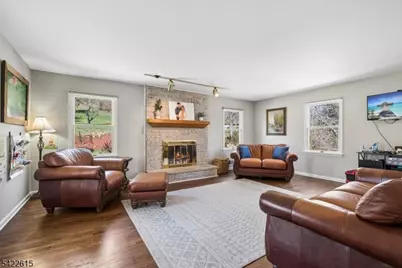 13 Bridge Hollow Rd, Tewksbury Township, NJ 07830 - Photo 18