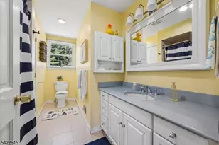 13 Bridge Hollow Rd, Tewksbury Township, NJ 07830 - Photo 32