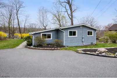 10 Laurel Trail, Kinnelon, NJ 07405 - Photo 1