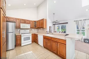 5 Bramble Ct, Hardyston Township, NJ 07419 - Photo 8