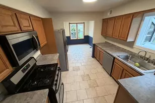 23 Peach Ct, Raritan Township, NJ 08822 - Photo 14