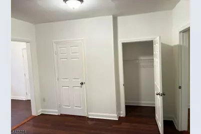 73 Wolcott Ter, Newark, NJ 07112 - Photo 6