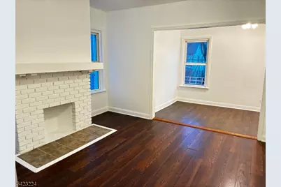 73 Wolcott Ter, Newark, NJ 07112 - Photo 4