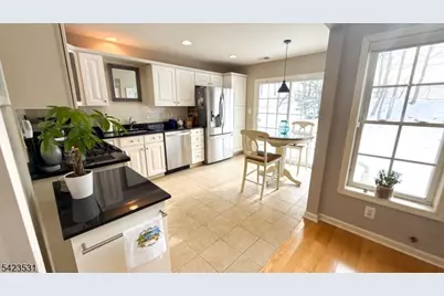 67 Magnolia Way, North Haledon, NJ 07508 - Photo 4