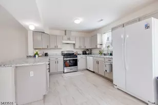 11 Alerica Ln, Franklin Township, NJ 08873 - Photo 10