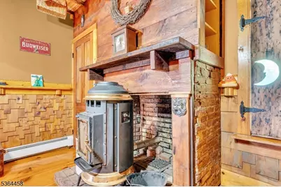 135 Main St, Hampton Boro, NJ 08827 - Photo 8