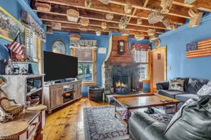 135 Main St, Hampton Boro, NJ 08827 - Photo 10