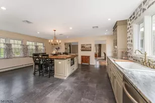 293 Stanton Mountain Rd, Clinton Township, NJ 08833 - Photo 8