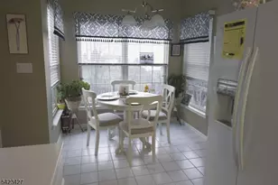 403 Hamilton Dr, Greenwich Township, NJ 08886 - Photo 6