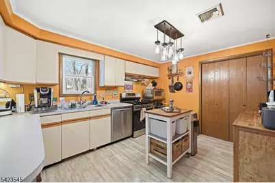 12 Pleasant View Dr, West Milford, NJ 07480 - Photo 8