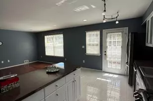 2 Sapphire Ln, Franklin Township, NJ 08823 - Photo 8