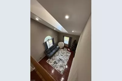 2 Sapphire Ln, Franklin Township, NJ 08823 - Photo 12