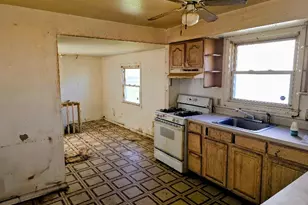 50 Canal St, South Bound Brook Boro, NJ 08880 - Photo 10