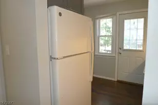 15 Dartmouth Ave, Bridgewater, NJ 08807 - Photo 6