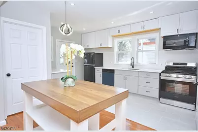 1324 George St, Plainfield, NJ 07062 - Photo 12