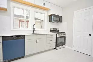 1324 George St, Plainfield, NJ 07062 - Photo 8