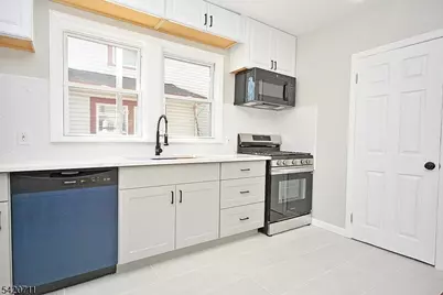 1324 George St, Plainfield, NJ 07062 - Photo 10